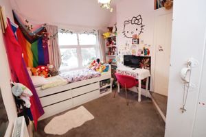 Hadleigh Road- click for photo gallery